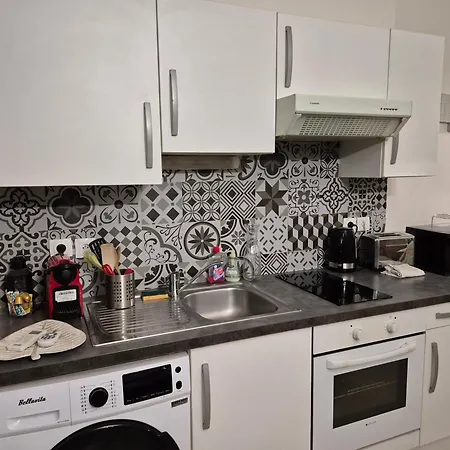 La Parenthese Carcassonnaise - 4 Voyageurs - Terrasse - Proche Cite Medievale Carcassonne