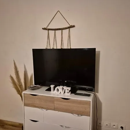 La Parenthese Carcassonnaise - 4 Voyageurs - Terrasse - Proche Cite Medievale Apartament