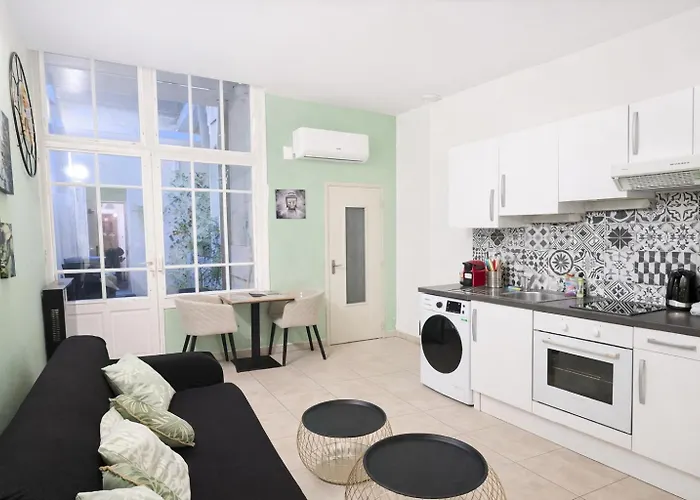 Apartmán La Parenthese Carcassonnaise - 4 Voyageurs - Terrasse - Proche Cite Medievale Carcassonne